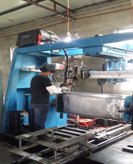 Dex PM300 Welder On-site Application